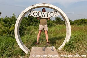 Ligne de l'équateur - Ouganda