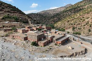 Rando de Aït Bouguemez à la vallée de l'Anergui - Maroc