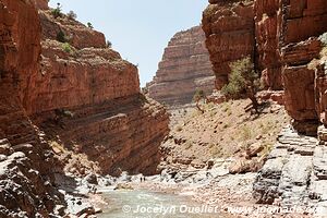 Trek from Tighza to Ighrem Akdim (High Atlas) - Morocco