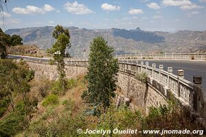 Lake Tana to Lalibela road - Ethiopia