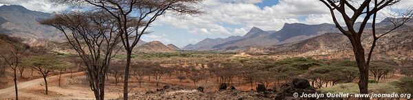 Maralal to Lake Turkana road - Kenya