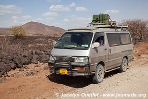 Maralal to Lake Turkana road - Kenya