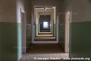 Kolmanskuppe Ghost Town - Namibia