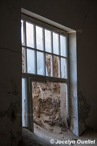 Kolmanskuppe Ghost Town - Namibia