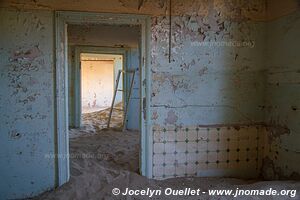 Kolmanskuppe Ghost Town - Namibia