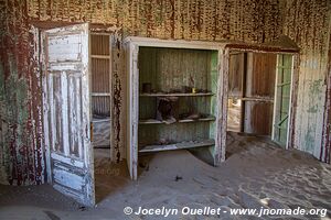 Kolmanskuppe Ghost Town - Namibia