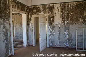 Kolmanskuppe Ghost Town - Namibia