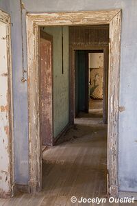 Kolmanskuppe Ghost Town - Namibia