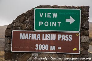 Défilé de Mafika Lisiu - Lesotho