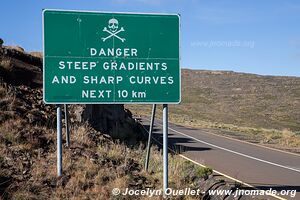 Road from Mafika Lisiu Pass to Katse Dam - Lesotho