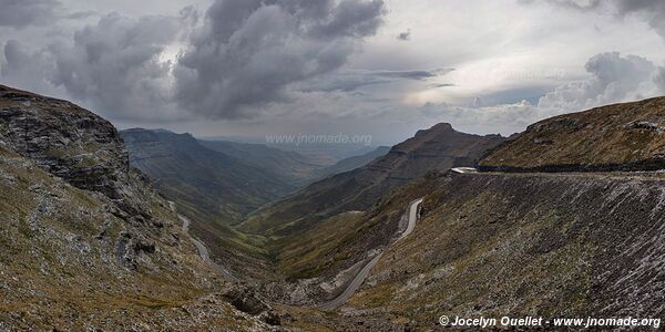 Mafika Lisiu Pass - Lesotho