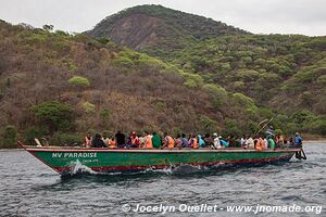 Gombe Stream National Park - Lake Tanganyika - Tanzania