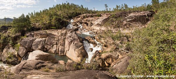 Rio on Pools - Mountain Pine Ridge Forest Reserve - Belize