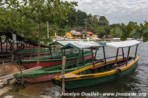 San Miguel - Lago Petén Itzá - Guatemala