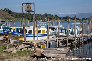 San Lucas Tolimán - Lac Atitlán - Guatemala