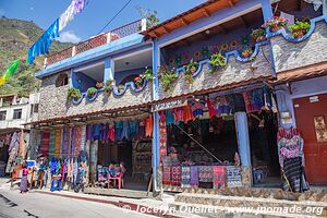 Santa Catarina Palopó - Lac Atitlán - Guatemala