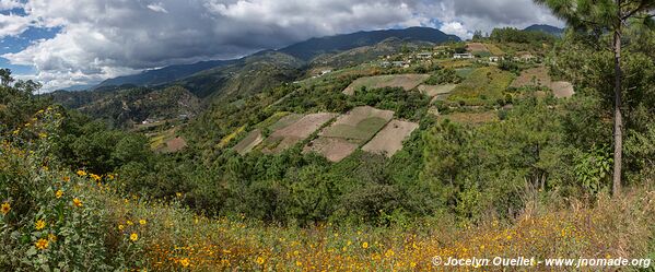 Les montagnes au nord de Sacapulas - Guatemala