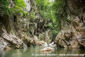 El Boquerón - Lago de Izabal - Guatemala