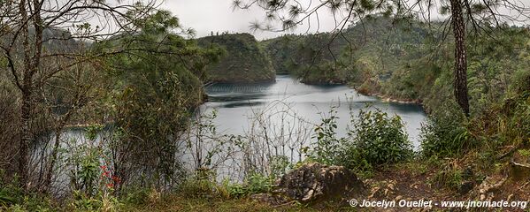 Autour de Tzicao - Région des Lagunas de Montebello - Chiapas - Mexique