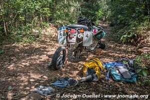 Road from Cara Sucia to El Imposible Park - El Salvador