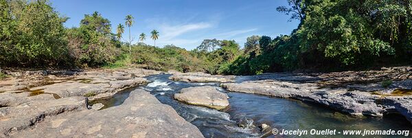 Salto de Malacatiupan - El Salvador