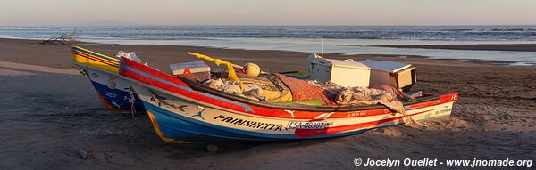 Playa El Esteron - Pacific Coast - El Salvador