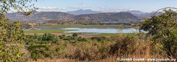 Lago Suchitlán - El Salvador