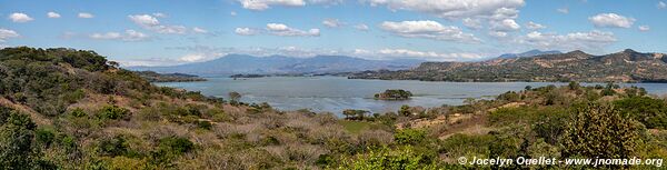 Lago Suchitlán - El Salvador