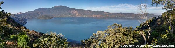 Caldera de Coatepeque - El Salvador