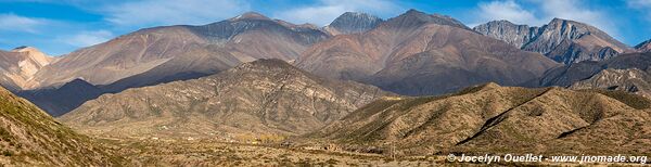 Route de Tupungato à Potrerillos - Argentine