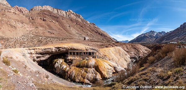 Road from Uspallata to Chile - Argentina