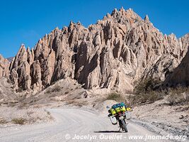 Monumento Natural Angastaco - Argentina