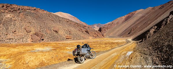 Route de Famatina à la mine Mejicana - Argentine