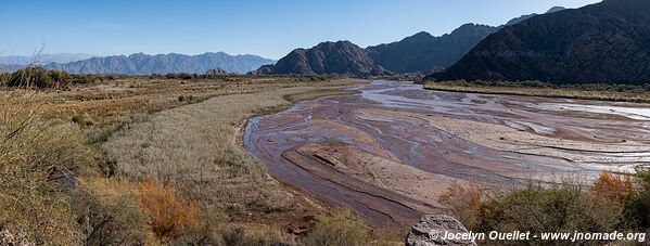 Road from Alpasinche to Tinogasta - Argentina