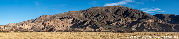 Route de Villa Vil à Barranca Larga - Argentine