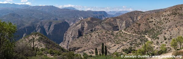 Trail from Palacio Tambo to Tarvita - Bolivia