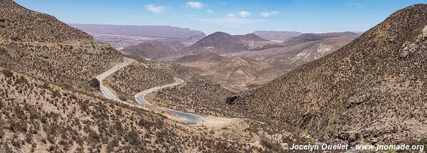 Route de Zapahuira à Codpa - Chili