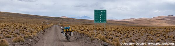Piste Ruta 5 - Huatacondo - Ollagüe - Chili