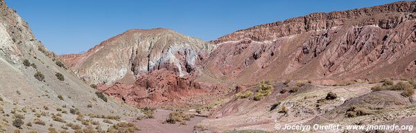 Valle del Arco Iris - Chili