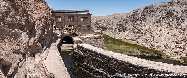 Santa Fe Dam - Chile