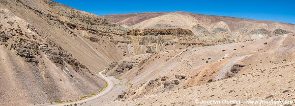 Road from El Salvador to Nevado Tres Cruces National Park - Chile