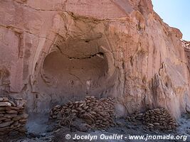 Yerba Buena Petroglyphs - Chile