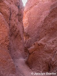 Valle del Arco Iris - Chili