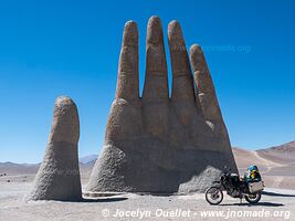 Mano del Desierto - Chile