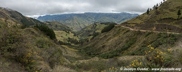 Trail from Salinas de Guaranda to Angamarca - Ecuador