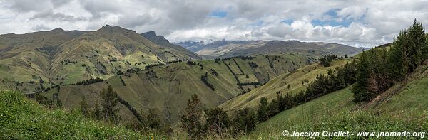 Trail from Totoras to Guamote - Ecuador