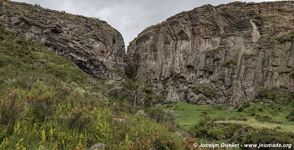 Cañon La Chorrera - Ecuador