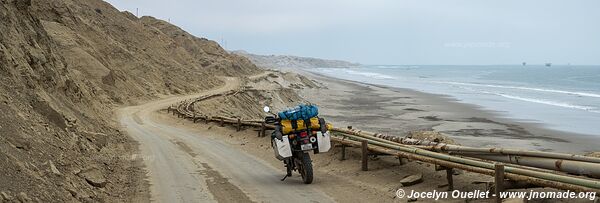 Trail from Máncora to Talara - Peru