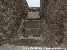 El Brujo Archaeological Complex - Peru