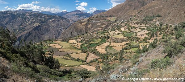 Trail from Pampas to the Tablachaca River - Peru